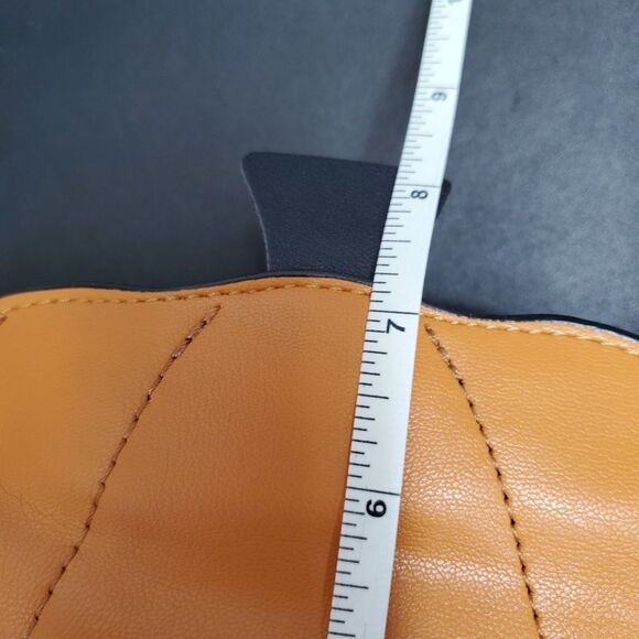 Orange and black jack 'o lantern crossbody bag - Picture 5 of 8